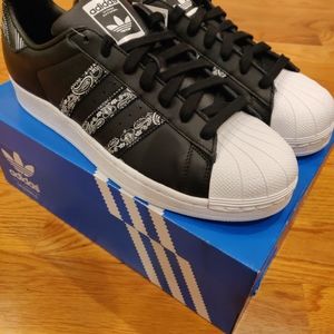 Adidas Orgiinals Superstar Grafitti BD7430